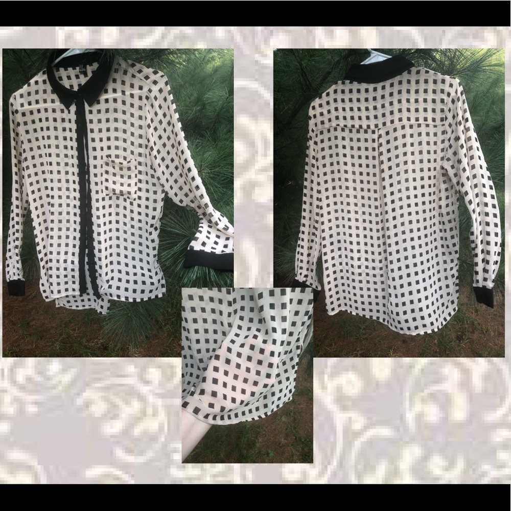Almost new! Forever 21 flowing button up.